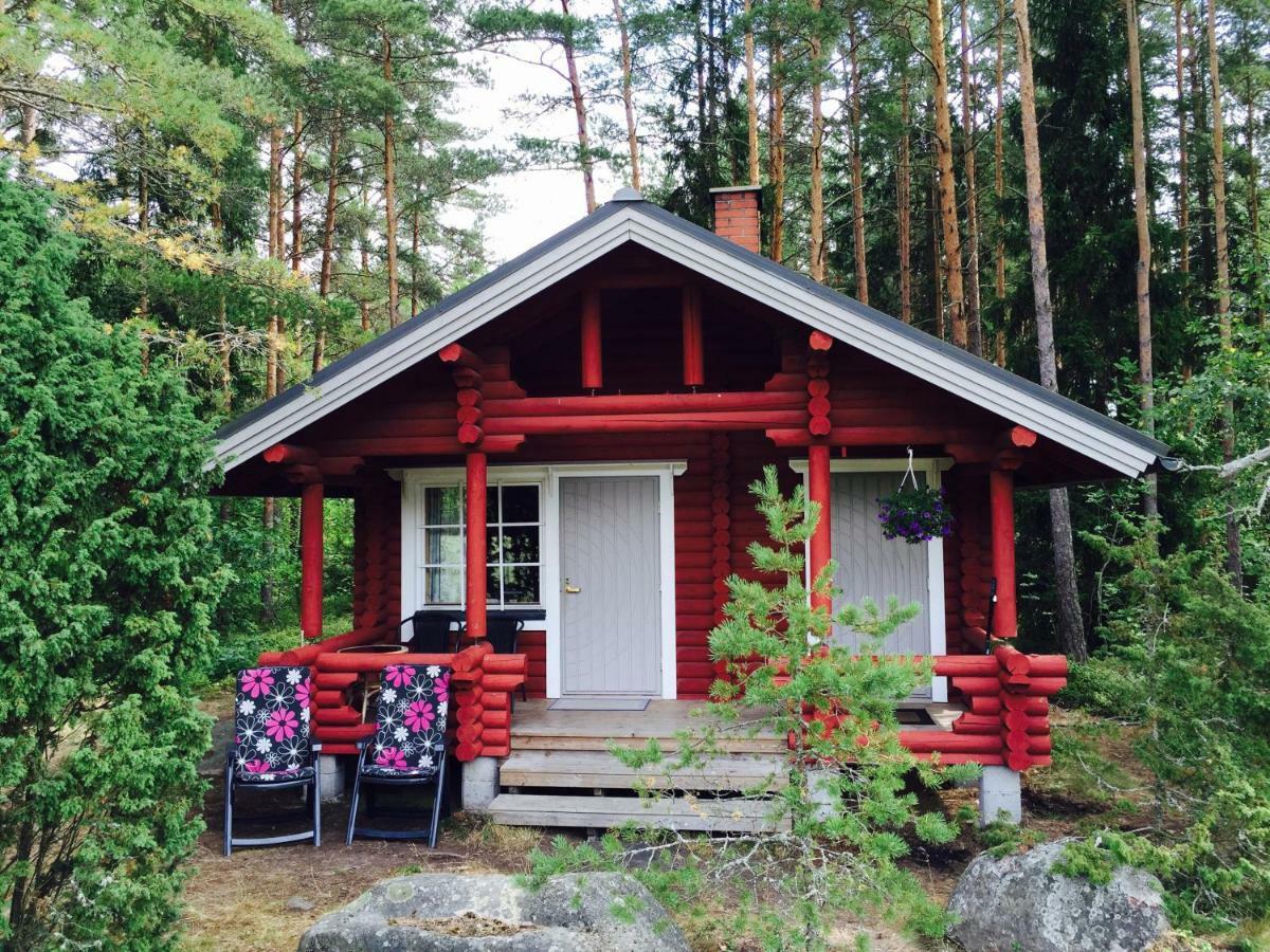 Villa Tamminiemen Lomamoekit Kustavi Exterior foto