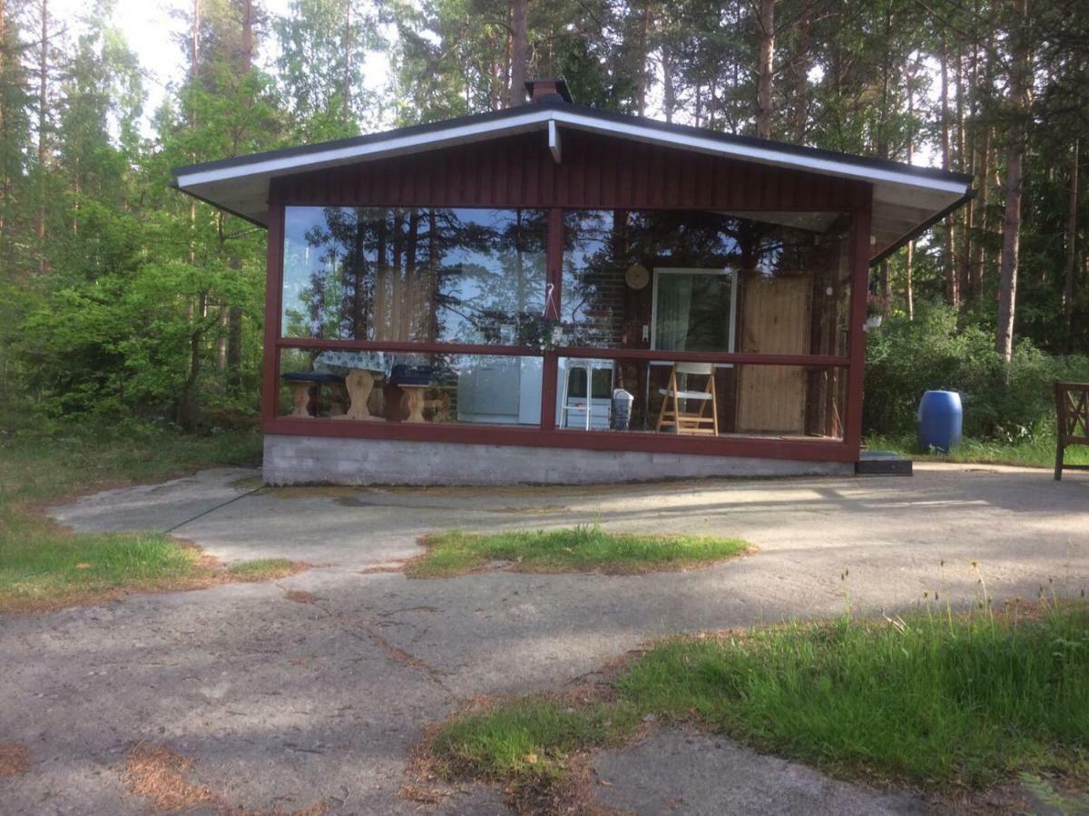 Villa Tamminiemen Lomamoekit Kustavi Exterior foto