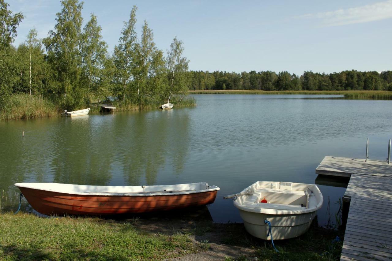 Villa Tamminiemen Lomamoekit Kustavi Exterior foto